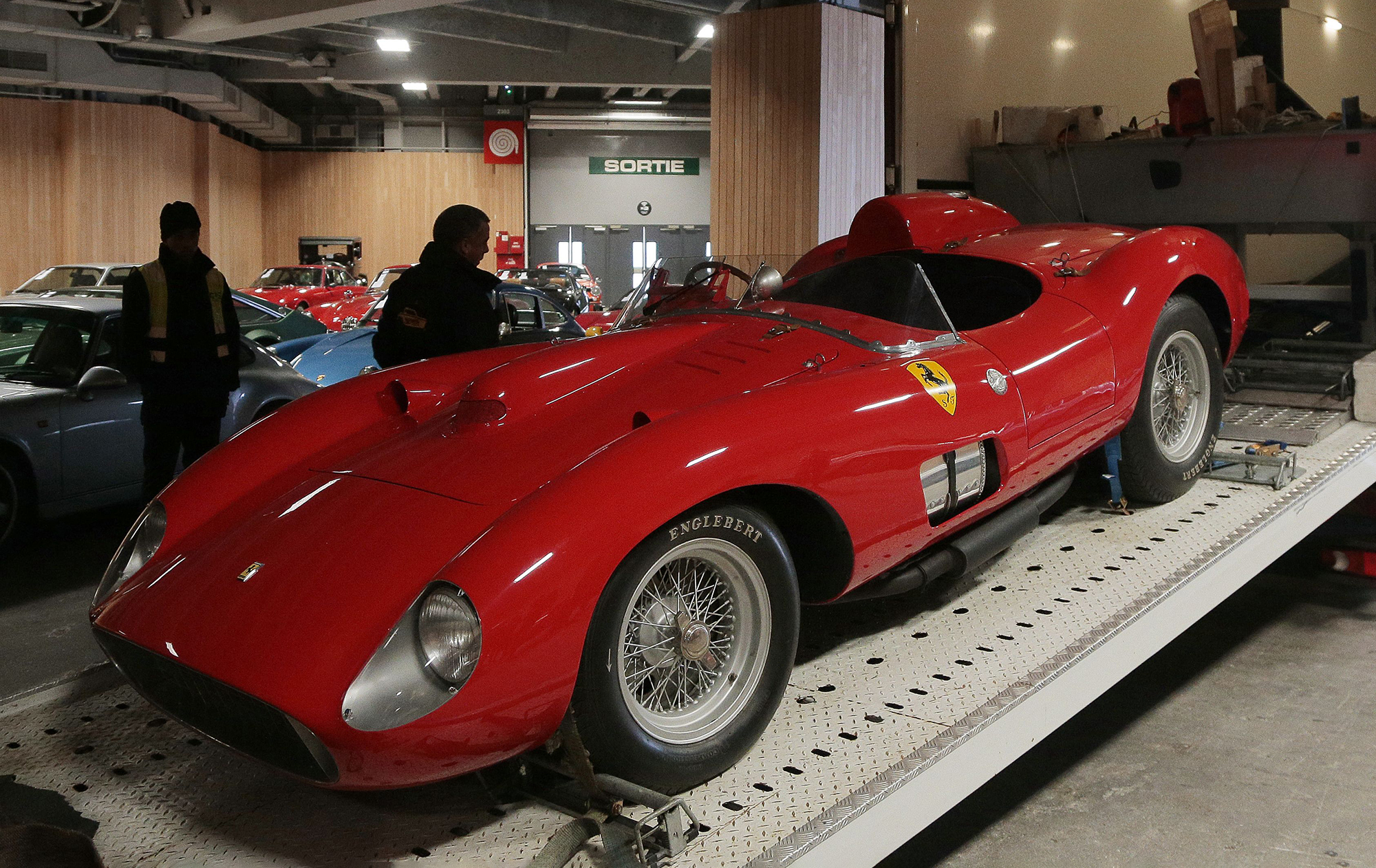 Откуда такие цены: названы ТОП-5 самых дорогих авто в истории